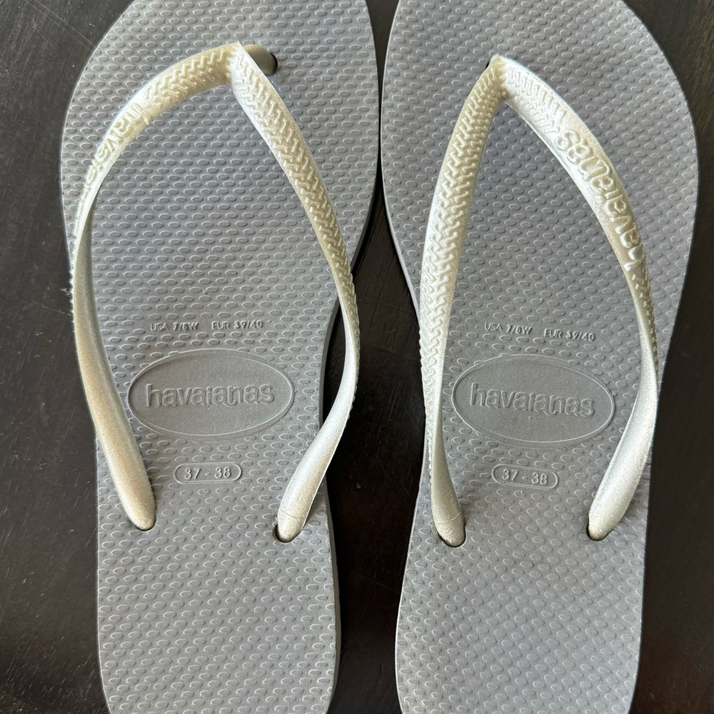 Women’s Havaiana flip flip sandals